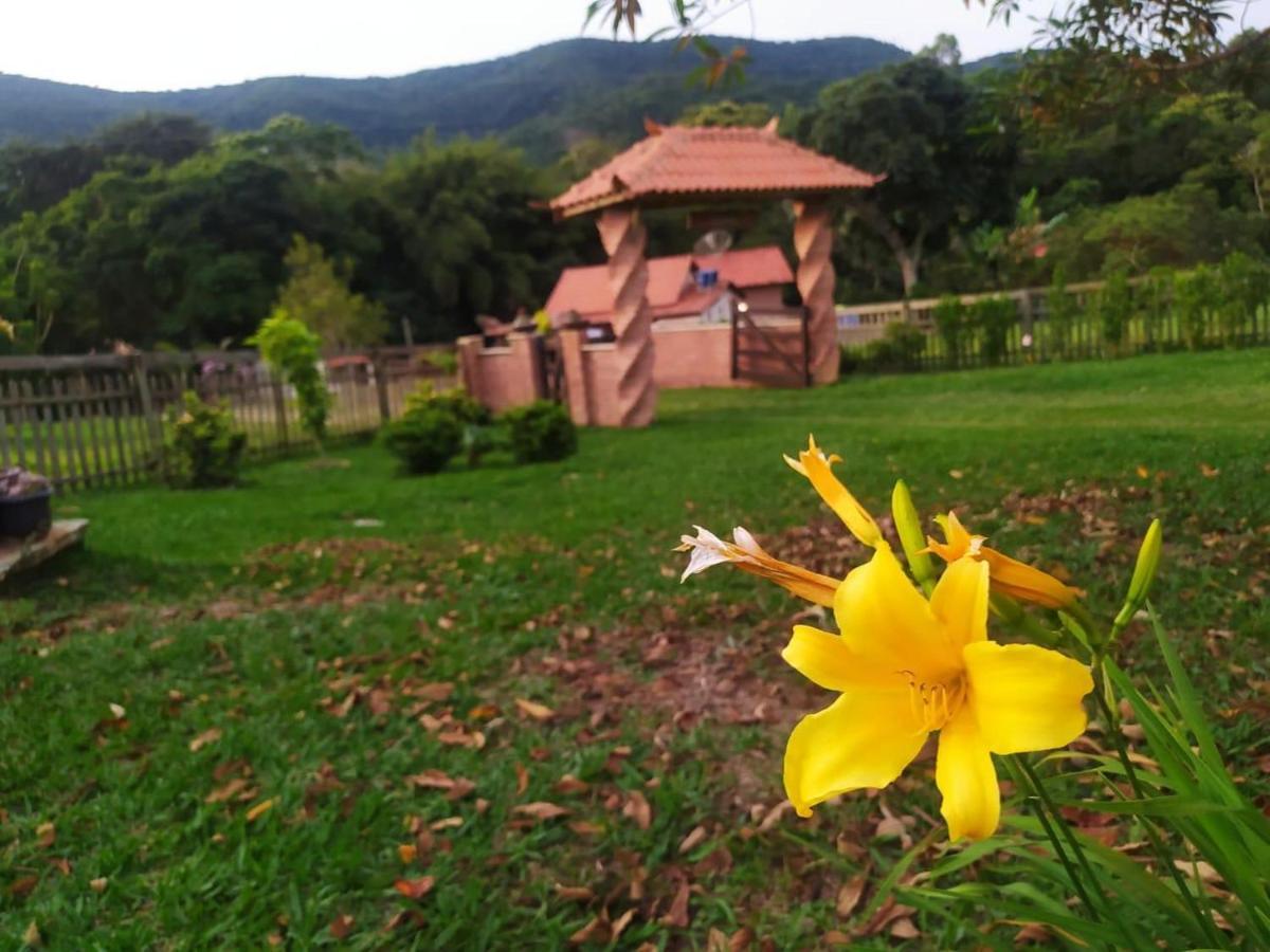 Recanto Das Flores เซาโตเมตัสเลตราส ภายนอก รูปภาพ